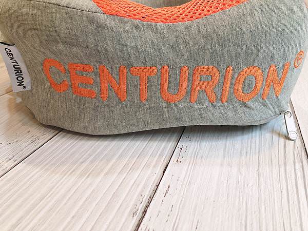 【頸枕品牌推薦】百夫長CENTURION頸枕|涼感舒適親膚透氣.旅遊一定要帶上它.國內外旅遊再也不怕肩頸痠痛了