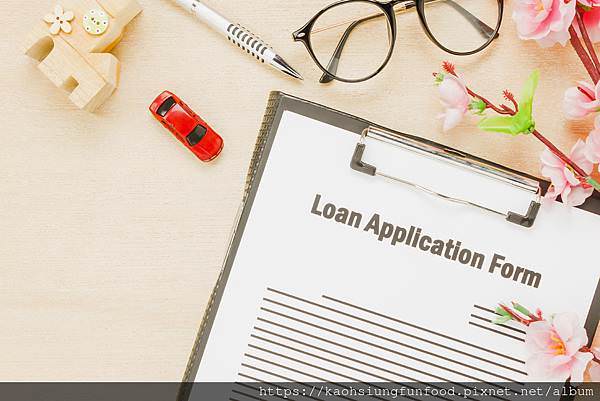 top-view-business-office-desk-background-business-loan-appcation-form-pen-flower-house-car-wooden-table-background-with-copy-space.jpg top-view-business-office-desk-background-business-loan-appcation-form-pen-flower-house-car-wooden-table-background-with-copy-space.jpg