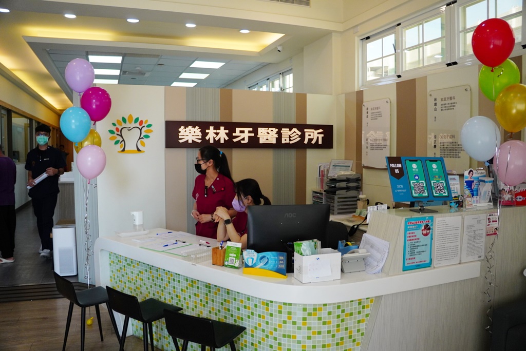 【高雄All on 4推薦】樂林牙醫診所-OPEN DAY與醫師近距離互動，王敬堯院長專業用心，左鄰右舍好評不斷