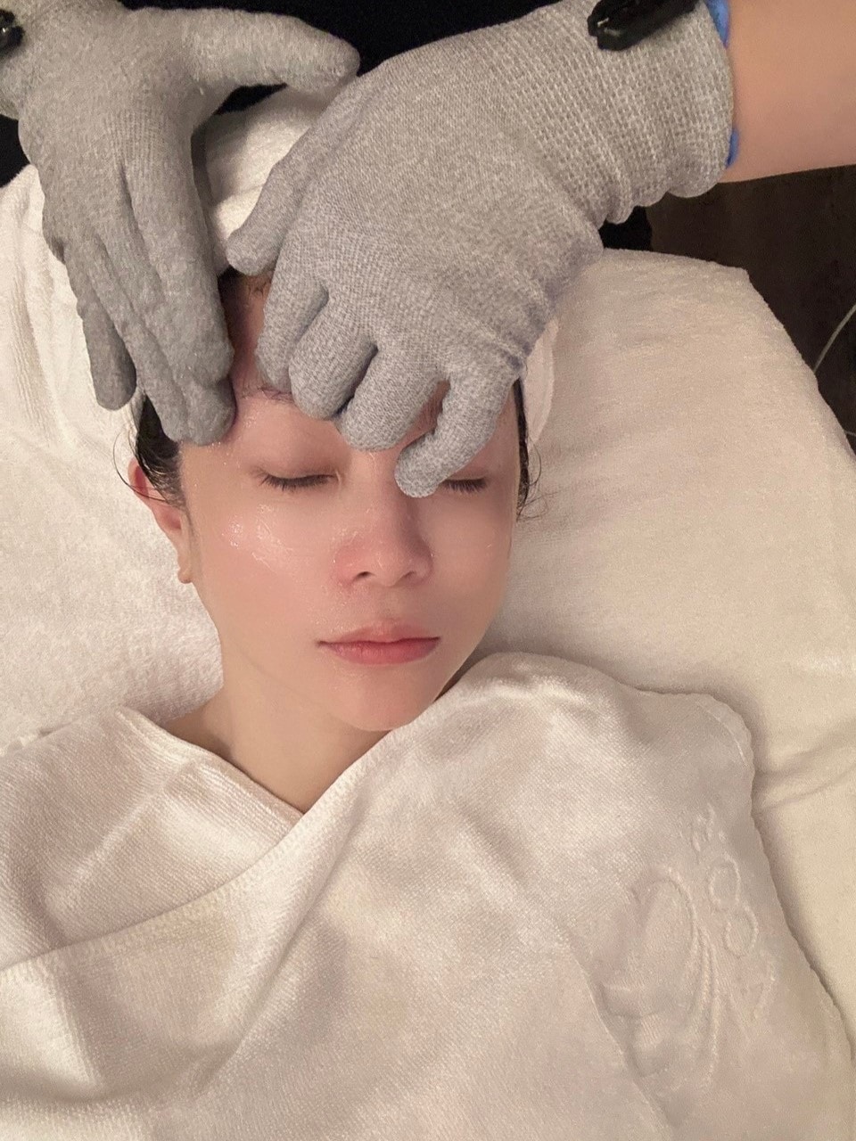 【高雄水飛梭】維格SPA│妳也有皮膚不夠緊緻的困擾嗎？水飛梭+微電芭蕾閃耀雙星，雙重保養肌膚QQ