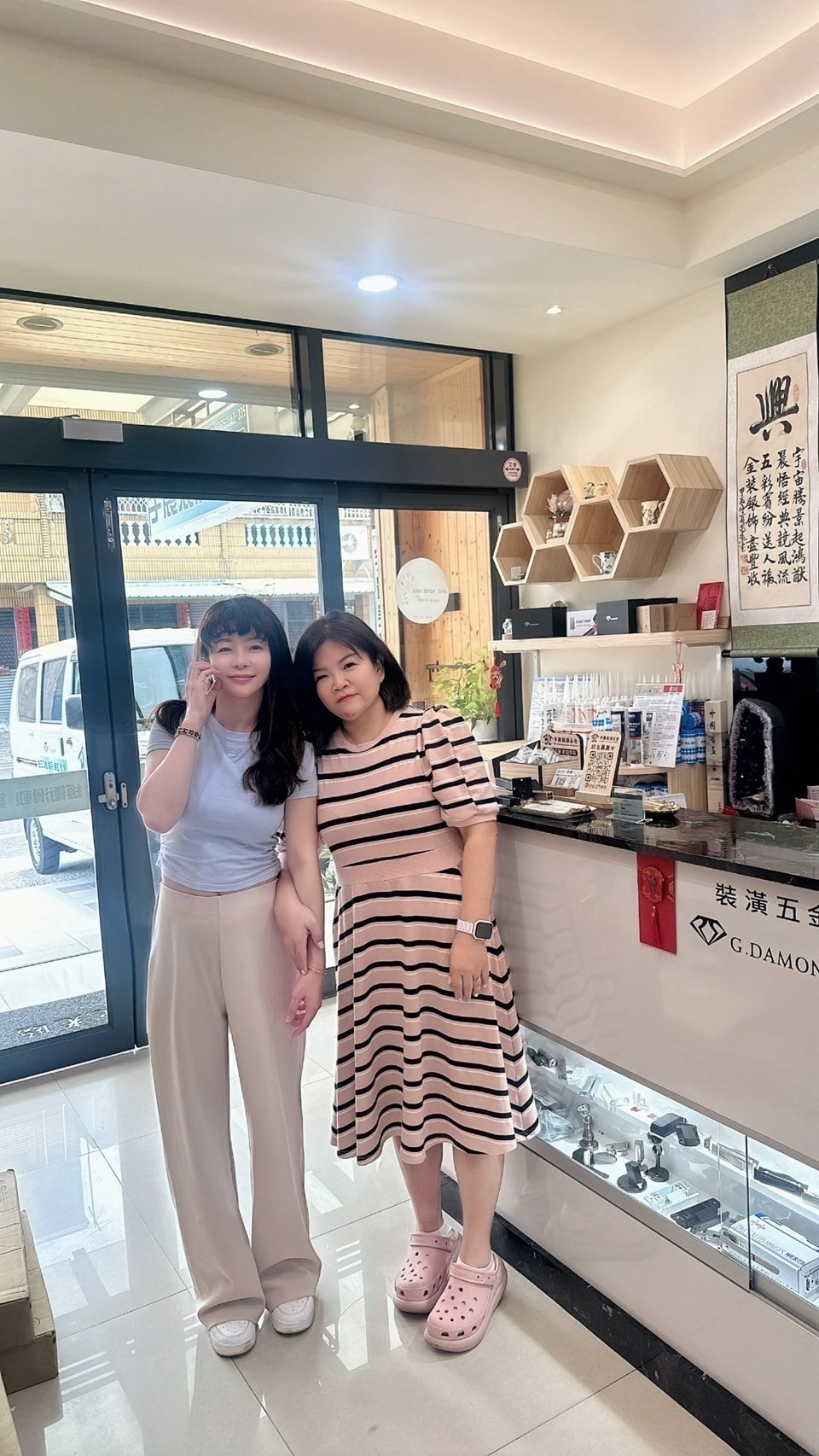 【台南裝潢五金】宇晨裝潢五金│高品質裝潢五金、鉸鏈、滑軌…應有盡有,室內設計師提升裝潢質感的好選擇 - 第43張圖 【台南裝潢五金】宇晨裝潢五金│高品質裝潢五金、鉸鏈、滑軌…應有盡有,室內設計師提升裝潢質感的好選擇