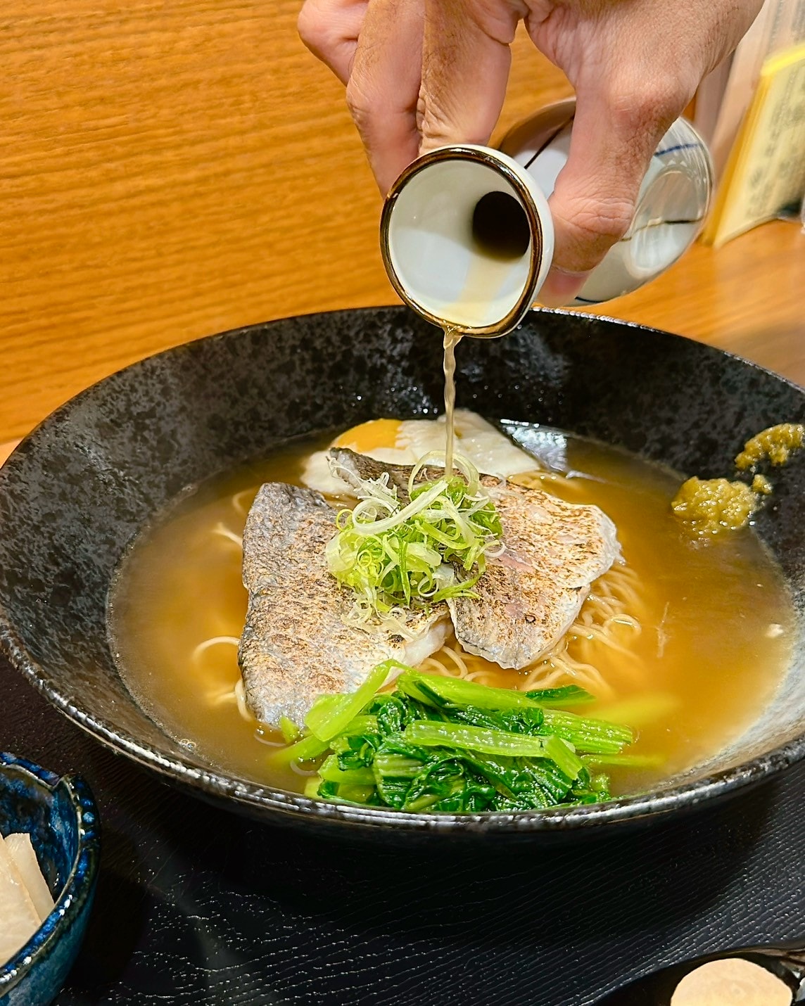 【台南拉麵推薦】淳吉麵屋-嚴選在地新鮮食材，精心熬製湯底，每一口都會驚嘆，每一道都是獨特的創意料理