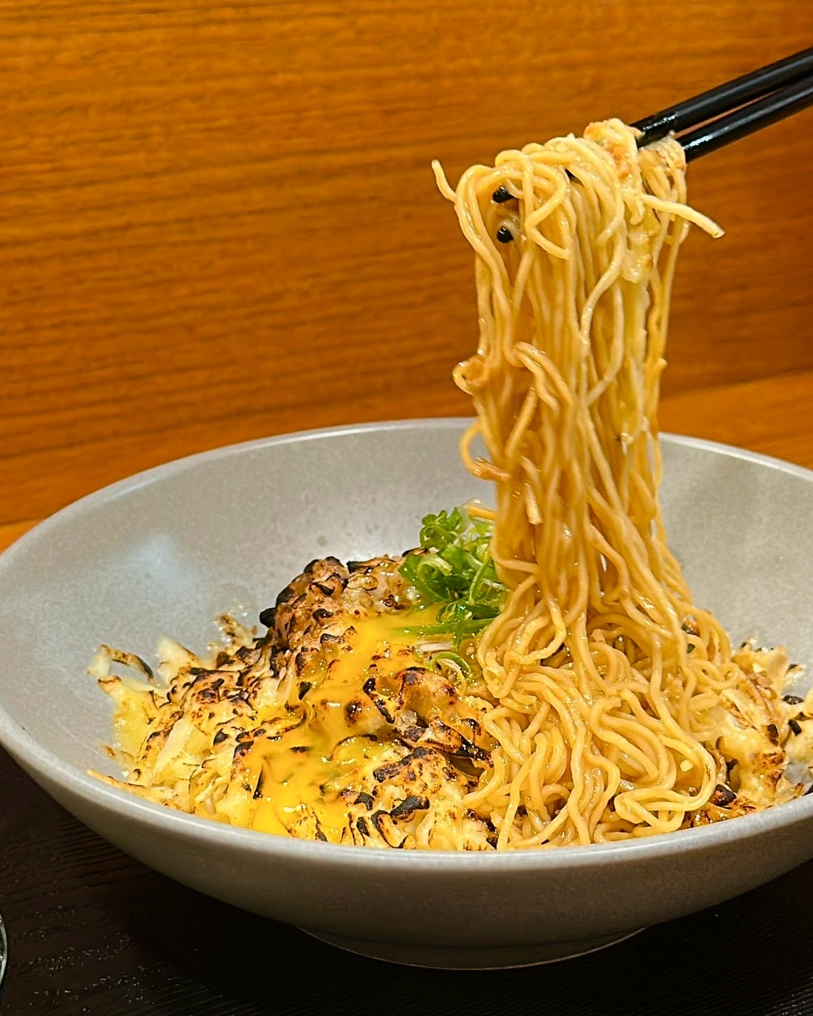 【台南拉麵推薦】淳吉麵屋-嚴選在地新鮮食材，精心熬製湯底，每一口都會驚嘆，每一道都是獨特的創意料理